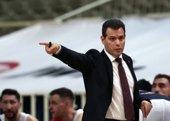 Ο Γιώργος Τσαλμπούρης στις κλήσεις της Εθνικής Ανδρών για τον αγώνα με τη Μεγάλη Βρετανία