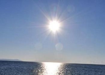 Ο Καιρός Σήμερα: Ηλιοφάνεια με λίγες νεφώσεις με τοπικούς όμβρους κυρίως στα ορεινά