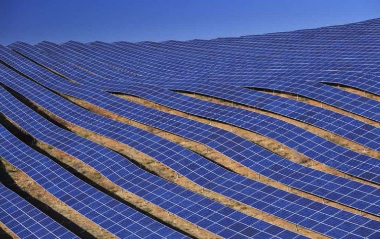 Πράσινη Ενέργεια: Πόλεμος και πανδημία επιτάχυναν τη μετάβαση στην ΕΕ