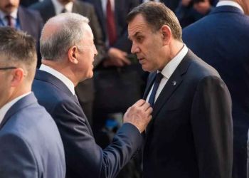 Τετ α τετ Παναγιωτόπουλου – Ακάρ στο περιθώριο της συνόδου του ΝΑΤΟ