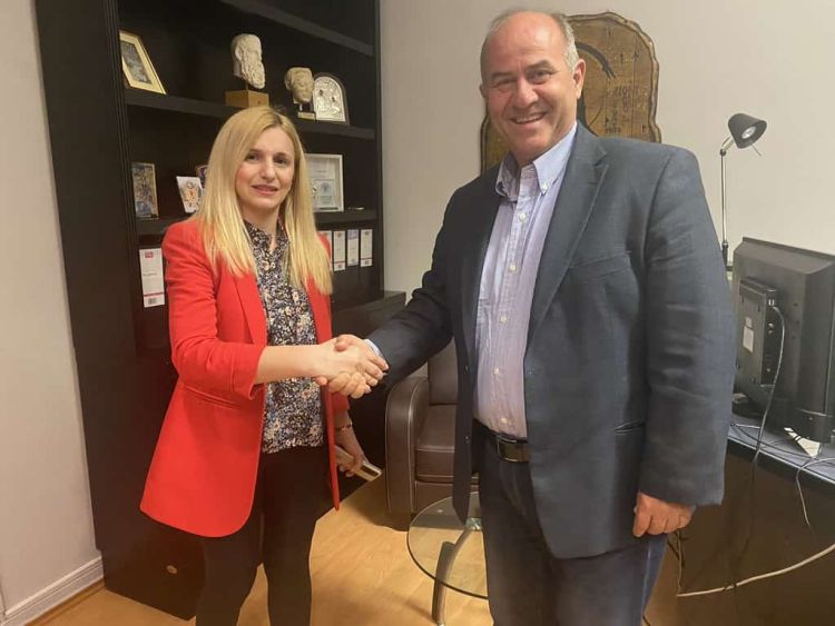 Υποδεχόμαστε στη ΣΥΝθεση την παιδοψυχολόγο Έλλη Ζαρογιάννη