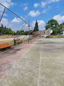 Γήπεδα Τένις Ανδρομάχης: Σοβαρός Κίνδυνος για την Σωματική Ακεραιότητα Αθλητών - Πολίτων Γήπεδα Τένις Ανδρομάχης: Σοβαρός Κίνδυνος για την Σωματική Ακεραιότητα Αθλητών – Πολίτων