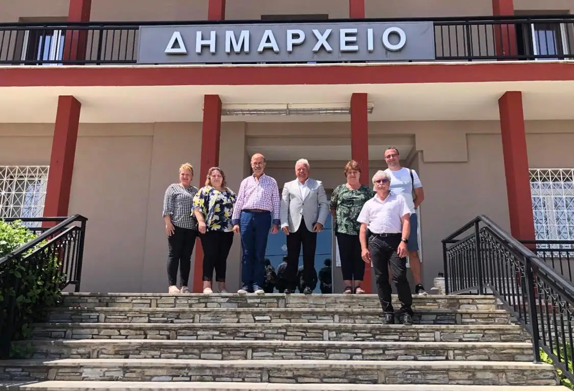 Επίσκεψη του Δημάρχου της Gorna Malina στο Αιγίνιο Επίσκεψη του Δημάρχου της gorna malina στο Αιγίνιο