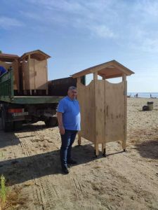 Νέα αποδυτήρια στις ακτές της Κατερίνης