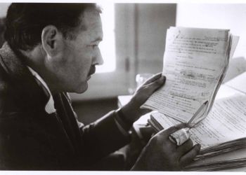 Έρνστ Χέμινγουεϊ: Αυτοκτονεί με το δίκανο τουφέκι του, μια μέρα σαν σήμερα, 2 Ιουλίου του 1961