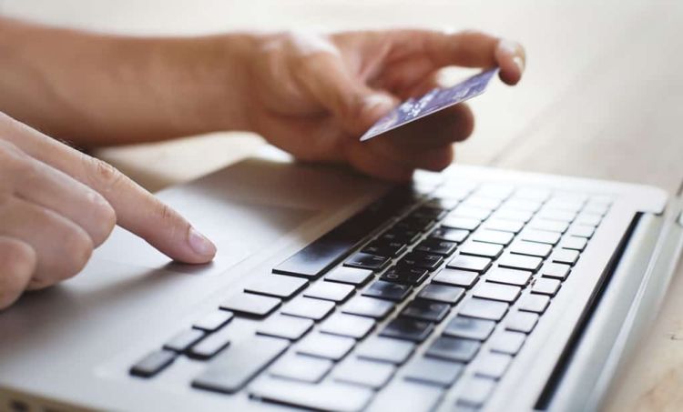 Έτσι «αδειάζουν» τραπεζικούς λογαριασμούς - Tα επικίνδυνα «emails» Έτσι «αδειάζουν» τραπεζικούς λογαριασμούς – Tα επικίνδυνα «emails»