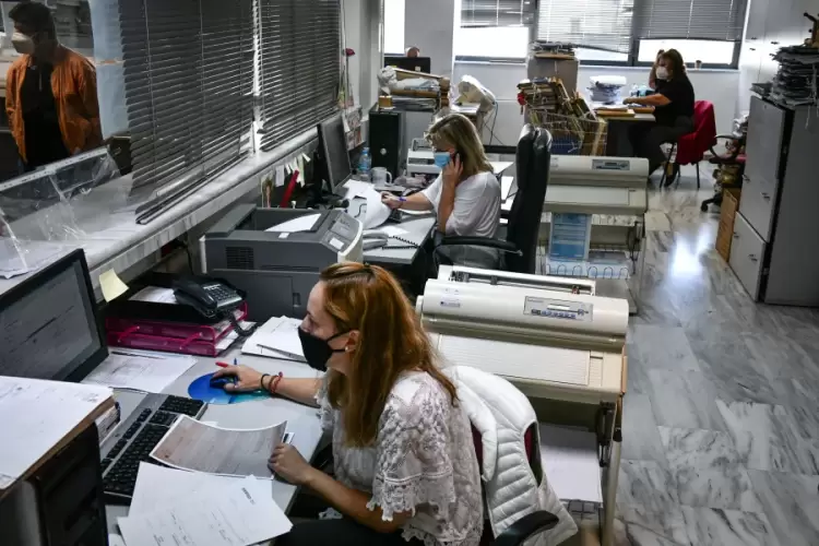 ΔΥΠΑ (πρώην ΟΑΕΔ): Νέο πρόγραμμα με επιδότηση μισθού έως 746 ευρώ για ανέργους