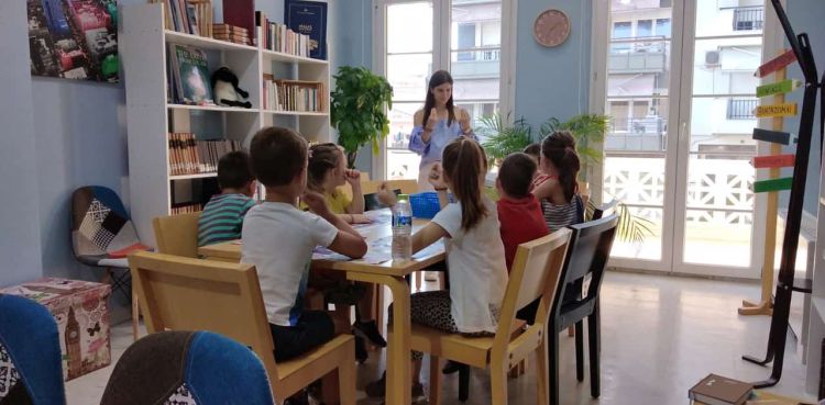 Δημοτική Βιβλιοθήκη Κατερίνης: Περισσότερα από 200 παιδιά στο φετινό καλοκαιρινό ταξίδι δράσεων & εμπειριών