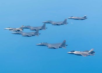 Ελληνικά μαχητικά φτερό – φτερό με F 35 – Το μήνυμα Φλώρου από ΗΠΑ