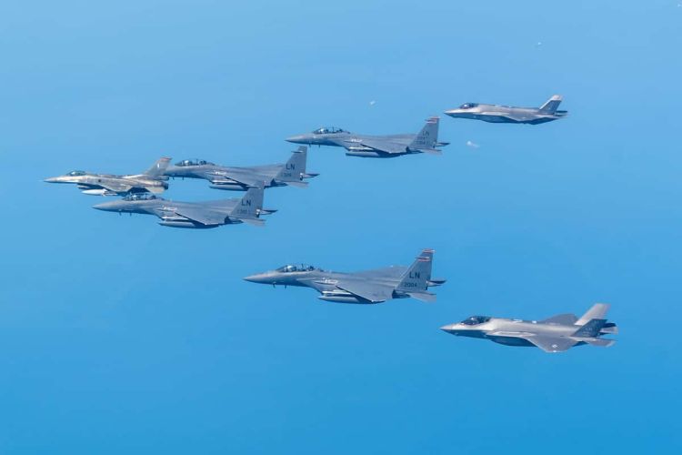 Ελληνικά μαχητικά φτερό – φτερό με F 35 – Το μήνυμα Φλώρου από ΗΠΑ