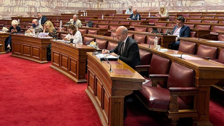 Η Κυβέρνηση επιλέγει Μπαραλιάκο στα δύσκολα