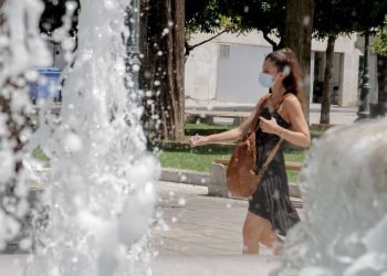 «Καμίνι» η Ευρώπη: Συναγερμός για επικίνδυνο κύμα καύσωνα από την Ιβηρική μέχρι τη Γερμανία