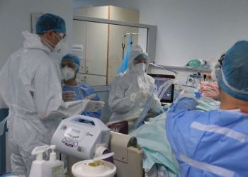 «Καμπανάκι» από τον Ν. Καπραβέλο – Πληρώνουμε τα ακραία χαλαρωτικά μέτρα