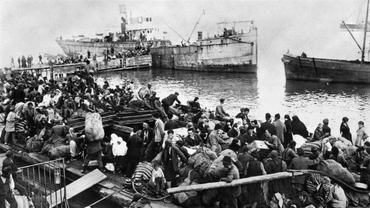 Μερικά για την Μικρασιατική Καταστροφή Μερικά για την Μικρασιατική Καταστροφή