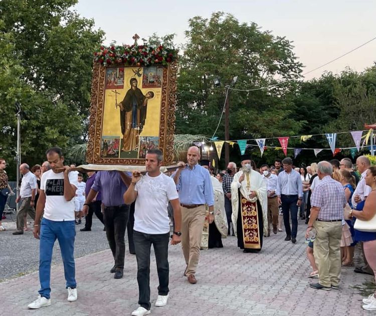 Με ευλάβεια η υποδοχή των Ιερών Λειψάνων της Αγ.Παρασκευής στο Παλαιό Ελευθεροχώρι και την Παλιόστανη