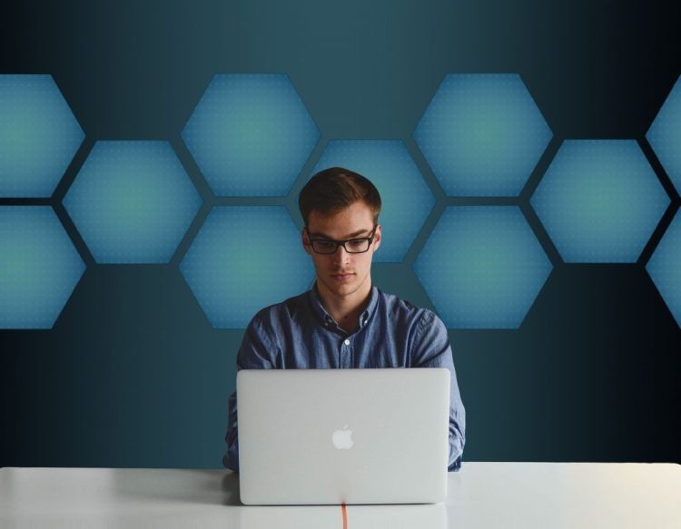 Νέο πρόγραμμα κατάρτισης – Στις 27 Ιουλίου ξεκινούν οι αιτήσεις για 80.000 ανέργους