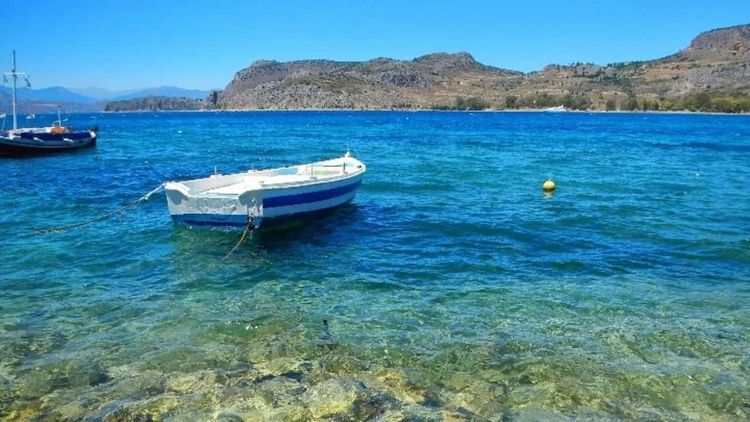 Ο Καιρός Σήμερα: Ηλιοφάνεια, με υψηλές θερμοκρασίες και τοπικές νεφώσεις στα ηπειρωτικά