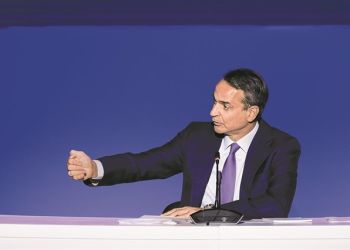 Ο Κυριάκος Μητσοτάκης ανοίγει το καλάθι της ΔΕΘ