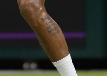 Ο Στέφανος Τσιτσιπάς απάντησε στον Κύργιο με το ίδιο του το τατουάζ