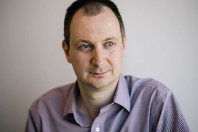 Ο Χρήστος  Κυρατσούς  στη δεξίωση  για την αποκατάσταση  της Δημοκρατίας