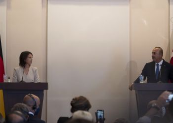 Πώς η Μπέρμποκ έβαλε στη θέση του τον Τσαβούσογλου όταν κατηγόρησε την Ελλάδα