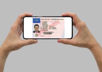 Τι αλλάζει σε ταυτότητες και διπλώματα οδήγησης από αύριο 27 Ιουλίου