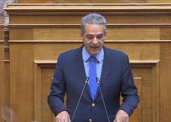 Χαμός στη Βουλή για Πολυτεχνείο και Χούντα