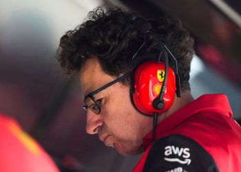 Formula 1 – Μπινότο: “Ίσως κάποια στιγμή αργότερα” η προτεραιότητα για Λεκλέρ ή Σάινθ