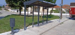 Δήμος Δίου Ολύμπου: Ξεκίνησε η τοποθέτηση των 15 νέων στεγάστρων αστικών λεωφορείων