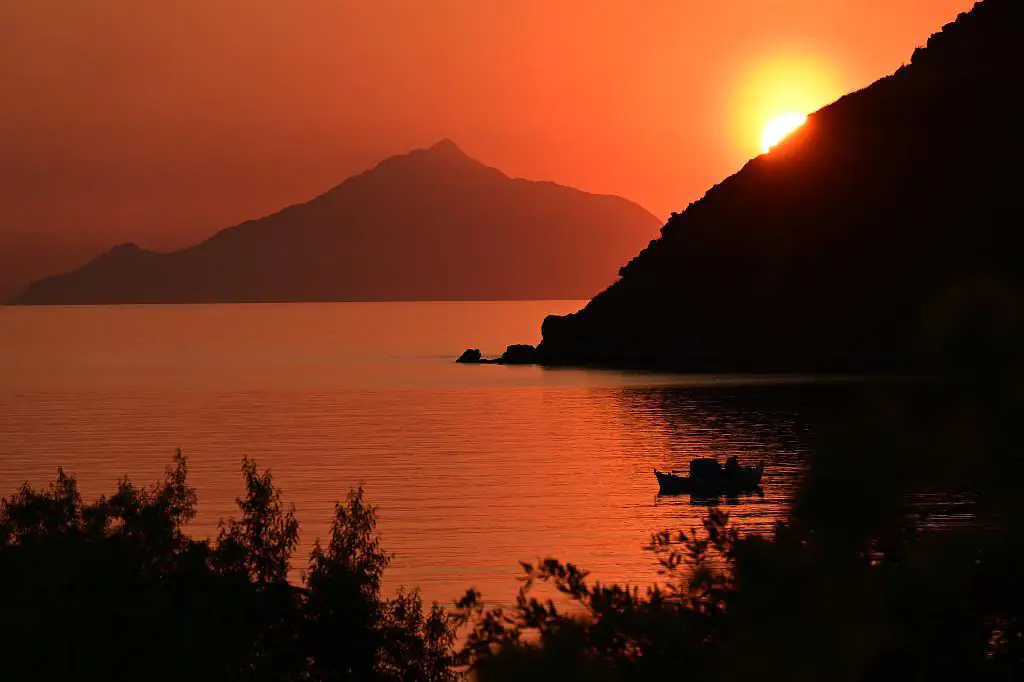 Ηλιοβασίλεμα 500 ευρώ Ηλιοβασίλεμα 500 ευρώ