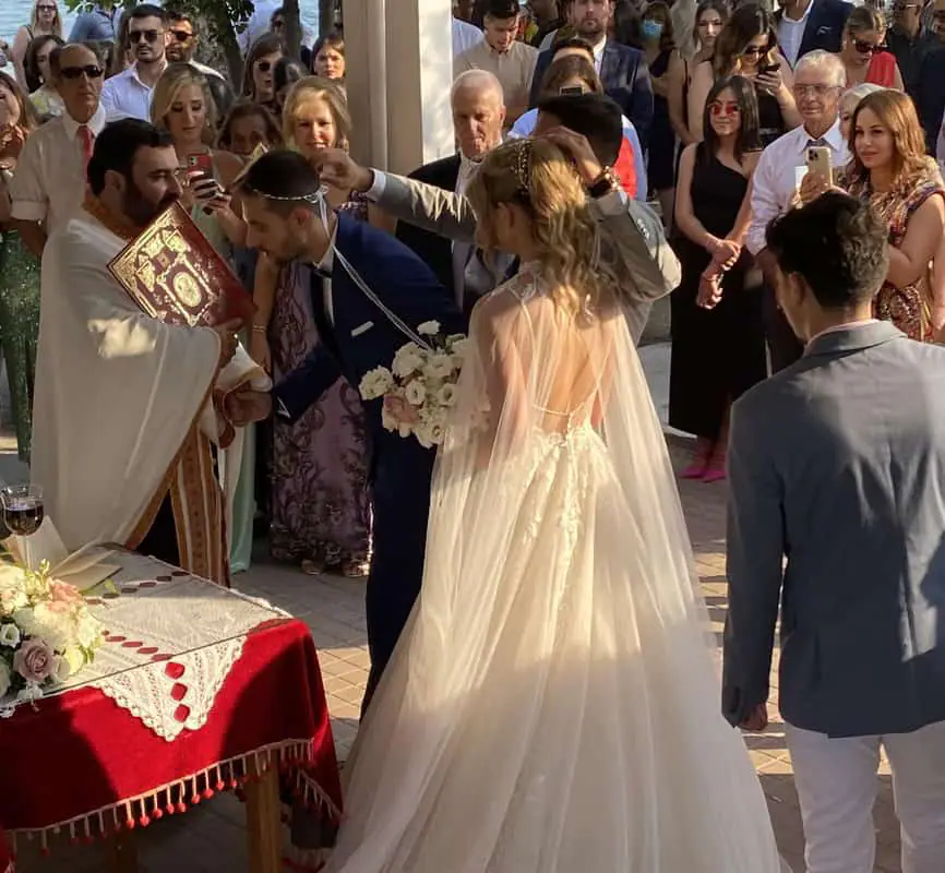 Να ζήσετε Κωνσταντίνε και Ρένια! Να ζήσετε Κωνσταντίνε και Ρένια!