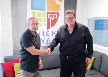 Ο Λεωνίδας Μπίλης στον πάγκο της ΠΑΕ Πιερικός