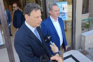 Ο αν. Υπουργός Οικονομικών στο Δημαρχείο Κατερίνης