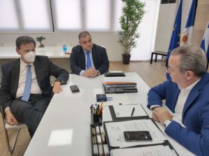 Ο αν. Υπουργός Οικονομικών στο Δημαρχείο Κατερίνης