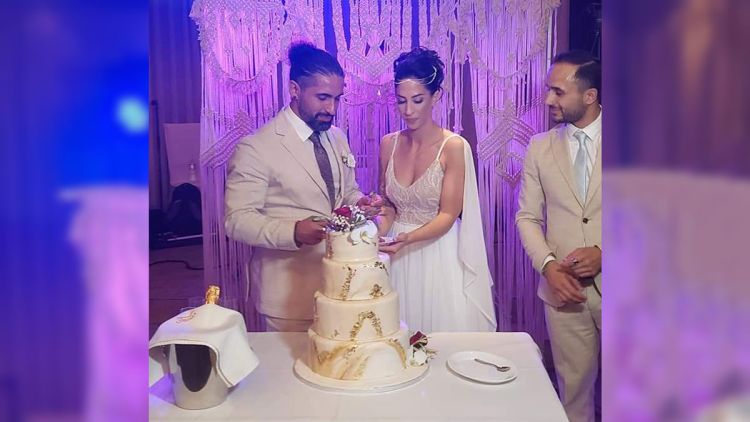 Ένας ξεχωριστός γάμος έγινε στον Ιερό Ναό Αγίου Χαραλάμπους Ένας ξεχωριστός γάμος έγινε στον Ιερό Ναό Αγίου Χαραλάμπους