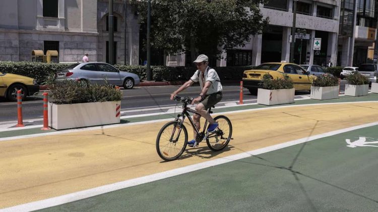 Μεγάλη Βρετανία - Ποδήλατα: Έρχονται πινακίδες κυκλοφορίας και υποχρεωτική ασφάλιση Αλλάζουν όλα στα ποδήλατα: Έρχονται πινακίδες κυκλοφορίας και υποχρεωτική ασφάλιση