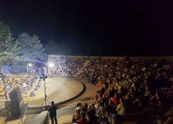 Δήμος Κατερίνης: Μελωδίες & συγκίνηση στο αφιέρωμα στον Βαγγέλη Κορακάκη από την Πολυτονική Ορχήστρα