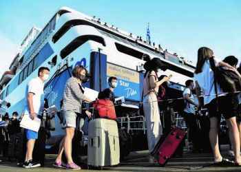 Εκπτώσεις στα ακτοπλοϊκά εισιτήρια των αναπληρωτών εκπαιδευτικών – Κοινή πρωτοβουλία Πλακιωτάκη και Μακρή