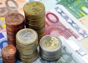 Επιταγή ακρίβειας: Νέο έκτακτο επίδομα από το φθινόπωρο – Ποιοι μπορεί να πάρουν