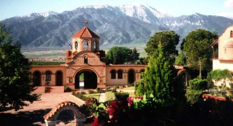 Ημερήσιες εκδρομές με βάση την Κατερίνη - Μοναστήρι Εφρέμ στην Κονταριώτισσα Ημερήσιες εκδρομές με βάση την Κατερίνη – Μοναστήρι Εφρέμ στην Κονταριότισσα