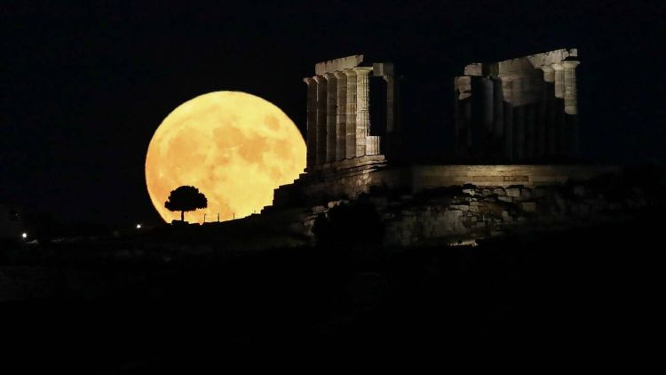 Η Πανσέληνος του Αυγούστου: Ελεύθερη είσοδος σε αρχαιολογικούς χώρους, μνημεία, μουσεία