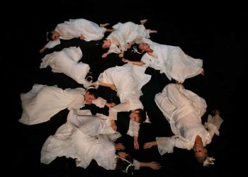 Θέατρο ΠΗΓΑΣΟΣ: «Γυναίκες Γεννηθήκαμε»