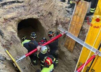 Ιταλία: Ετοίμαζε ριφιφί σε τράπεζα αλλά κατέρρευσε επάνω του η σήραγγα που έσκαβε