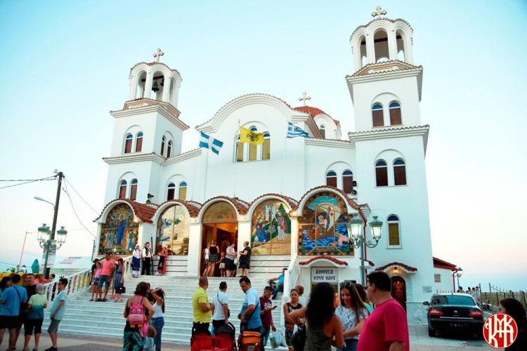 Λιτανεία στην Παραλία Κατερίνης Λιτανεία στην Παραλία Κατερίνης