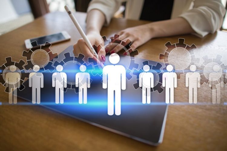 Μέχρι αύριο οι αιτήσεις για συμμετοχή στην Α΄ φάση του νέου προγράμματος κατάρτισης σε ψηφιακές και πράσινες δεξιότητες