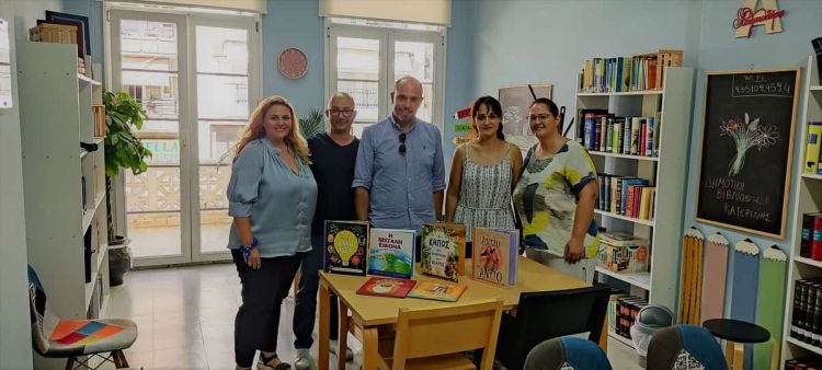 «Μαμάδες σε δράση»: Δωρεά παιδικών βιβλίων στη δημοτική βιβλιοθήκη Κατερίνης «Μαμάδες σε δράση»: Δωρεά παιδικών βιβλίων στη δημοτική βιβλιοθήκη Κατερίνης
