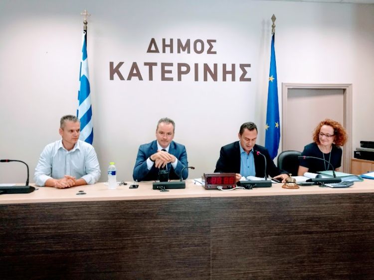 Μειώνονται οι δημοτικοί σύμβουλοι  στα  Δ.Σ των  Δήμων της Πιερίας