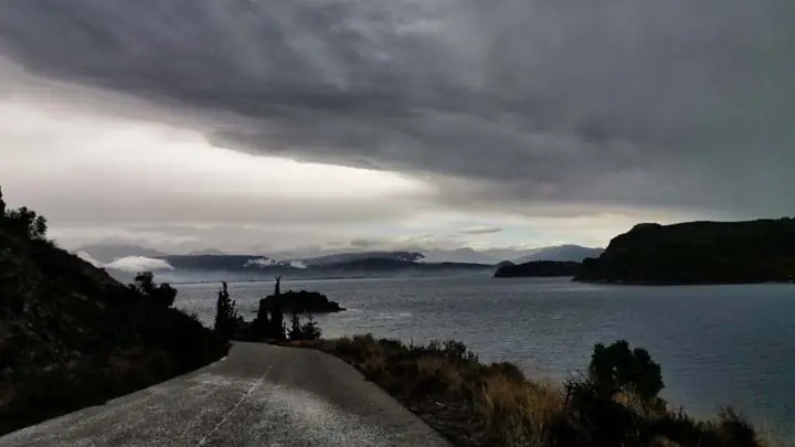 Ο Καιρός Σήμερα: Βροχές και καταιγίδες με πιθανές χαλαζοπτώσεις Ο Καιρός Σήμερα: Βροχές και καταιγίδες με πιθανές χαλαζοπτώσεις