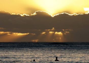 Ο Καιρός Σήμερα: Ζέστη αλλά και τοπικές νεφώσεις με βροχές και ενδεχομένως καταιγίδες