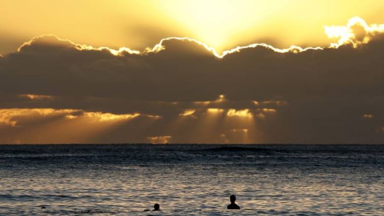 Ο Καιρός Σήμερα: Ζέστη αλλά και τοπικές νεφώσεις με βροχές και ενδεχομένως καταιγίδες